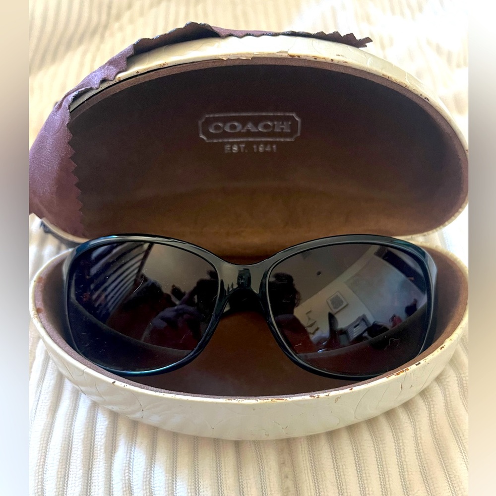 Woman’s Coach Sunglasses